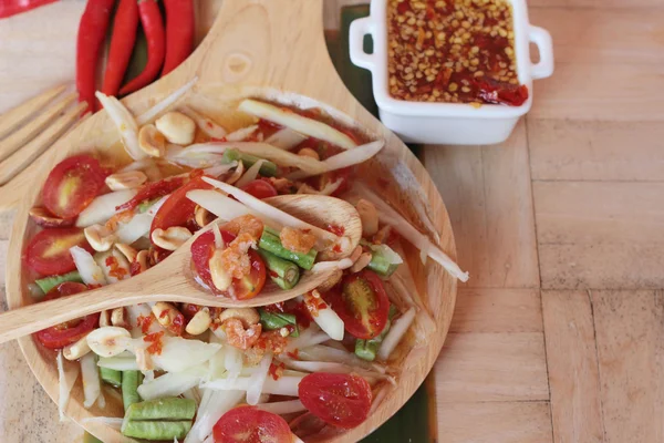 Spicy papaya salad is delicious ,thai food — Stock Photo, Image