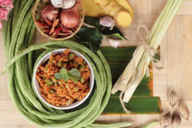 Yapma balık patty ile baharatlı kızarmış için