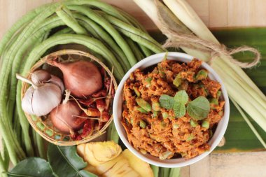 Yapma balık patty ile baharatlı kızarmış için