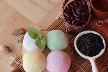 Daifuku Mochi Japon tatlı ve sıcak çay