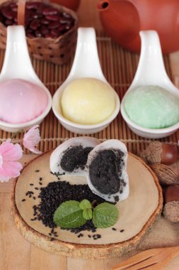 Daifuku Mochi Japon tatlı ve sıcak çay
