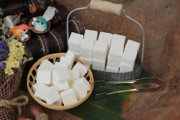 White sugar cubes is organic and cane — Stock Photo, Image