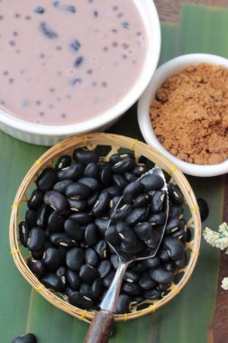 Black Eyed peas Hindistan cevizi sütü ile lezzetli