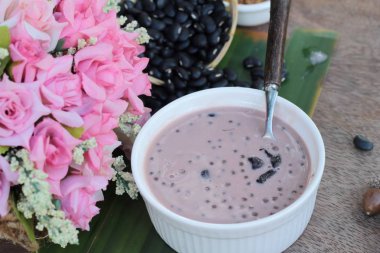 Black Eyed peas Hindistan cevizi sütü ile lezzetli