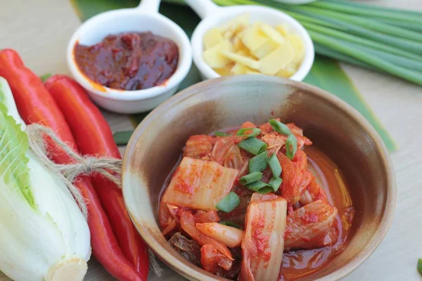 Kimchi di cibo coreano tradizionale è delizioso — Foto Stock