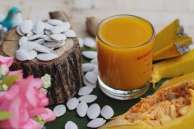 Taze kabak güler yüzlü cam lezzetlidir