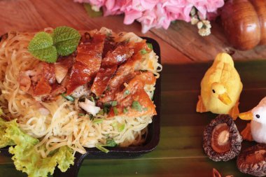 Ördek rostosu çok lezzetli.