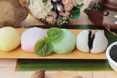 Siyah susam ile Daifuku Mochi Japon tatlı