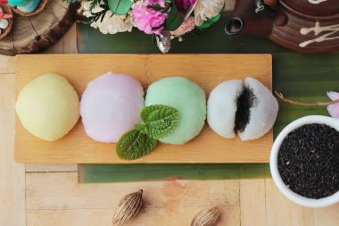 Siyah susam ile Daifuku Mochi Japon tatlı