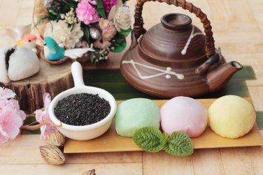 Siyah susam ile Daifuku Mochi Japon tatlı