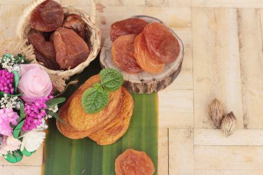 Kuru Kayısı ve karışık kuru meyve lezzetli