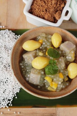 Sagopa Kajmer tatlı Hindistan cevizi sütü ile Tay tatlı