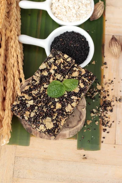 Farina d'avena mix di sesamo nero snack per la salute — Foto Stock