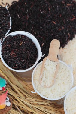 Yasemin pirinç ve organik riceberry pirinç