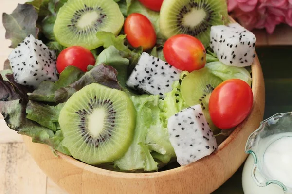 Kiwi salad and fresh vegetables for health