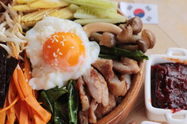 Bibimbap Kore gıda lezzetlidir