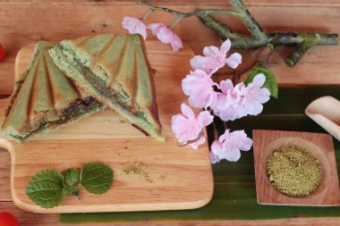 Yeşil çay pasta sandviç ve yeşil çay tozu