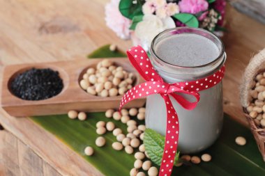 Soya Fasulye sütü karıştırın siyah susam lezzetli