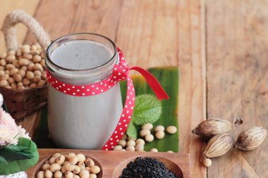 Soya Fasulye sütü karıştırın siyah susam lezzetli