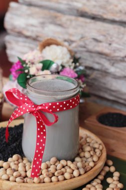 Soya Fasulye sütü karıştırın siyah susam lezzetli