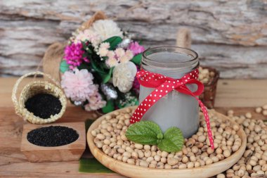 Soya Fasulye sütü karıştırın siyah susam lezzetli