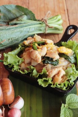 Heyecan pirinç şehriye kavrulmuş tavuk bir harika