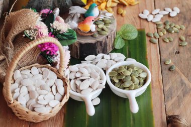 Kabak Çekirdeği Kavrulmuş ve kabak çekirdeği soyulmuş