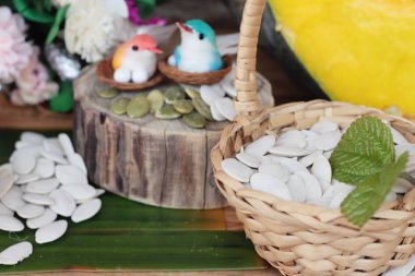 Kabak Çekirdeği Kavrulmuş ve kabak çekirdeği soyulmuş