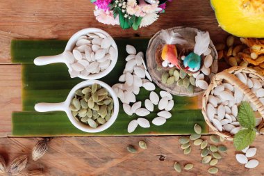 Kabak Çekirdeği Kavrulmuş ve kabak çekirdeği soyulmuş