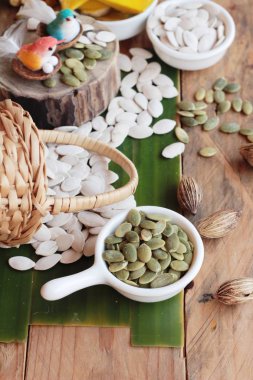 Kabak Çekirdeği Kavrulmuş ve kabak çekirdeği soyulmuş