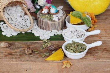 Kabak Çekirdeği Kavrulmuş ve kabak çekirdeği soyulmuş