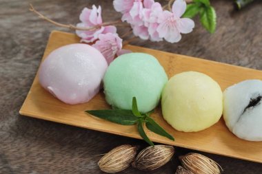 Siyah susam ile Daifuku Mochi Japon tatlı