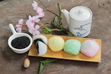 Siyah susam ile Daifuku Mochi Japon tatlı