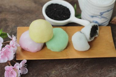 Siyah susam ile Daifuku Mochi Japon tatlı