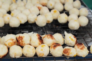 İçinde belgili tanımlık çarşı tatlı patates püresi ızgara