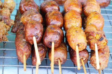 Izgara sosis Asya lezzetlidir