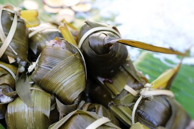 Hindistan cevizi ile yapışkan pirinç lezzetli, Tay tatlı var