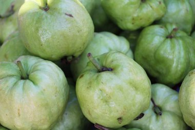 Guava meyve içinde belgili tanımlık çarşı lezzetlidir