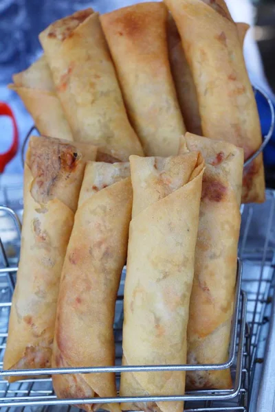 Rollos fritos de primavera tradicionales para aperitivos —  Fotos de Stock