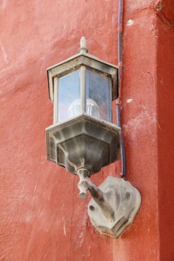 Lamba tuğla duvar vintage tarzı yanında