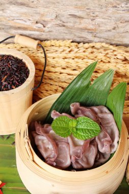 Riceberry pirinç lezzetli Çince buğulanmış hamur tatlısı