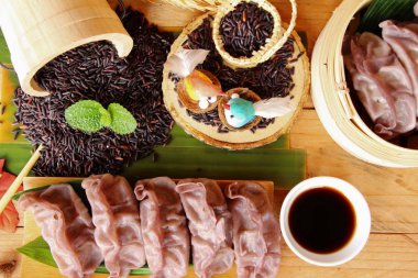 Riceberry pirinç lezzetli Çince buğulanmış hamur tatlısı