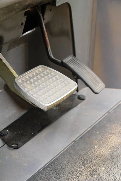Pedal rem dan pedal akselerator untuk mobil — Stok Foto