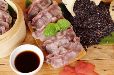Riceberry pirinç lezzetli Çince buğulanmış hamur tatlısı