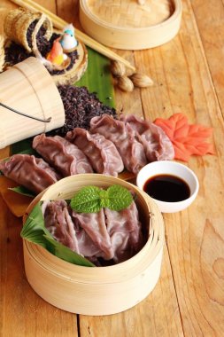 Riceberry pirinç lezzetli Çince buğulanmış hamur tatlısı