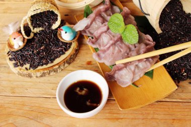 Riceberry pirinç lezzetli Çince buğulanmış hamur tatlısı