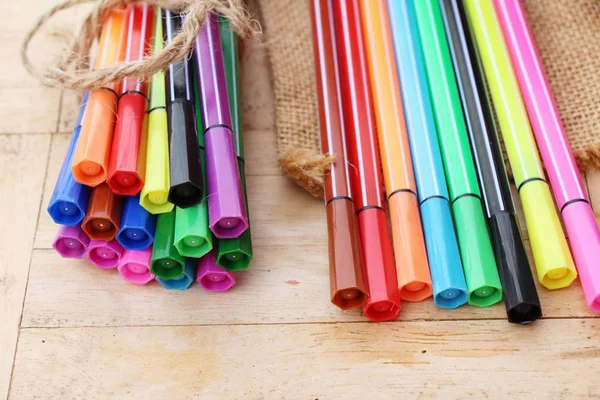 Penna magica un sacco di varietà di colorato — Foto Stock