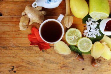 Limonlu çay zencefil ve lezzetli tatlım