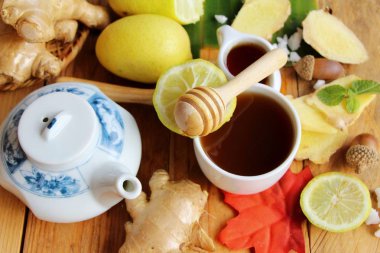 Limonlu çay zencefil ve lezzetli tatlım