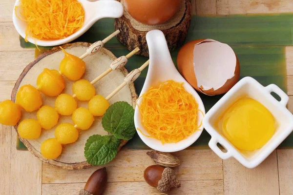 Golden sweet is egg yolk  ,Thai dessert — Stock Photo, Image